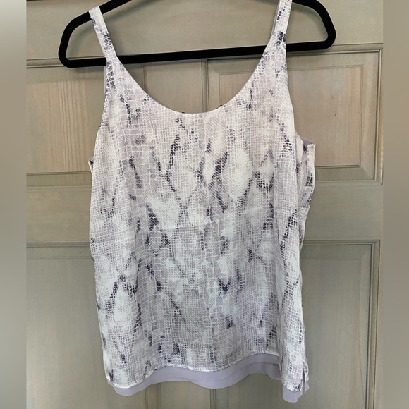 Reverseable Women’s top - size Medium - Picture 3 of 6